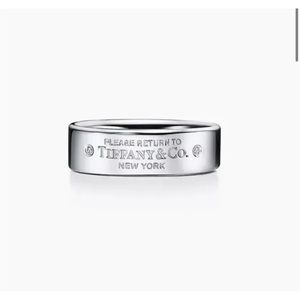 Return to Tiffany Narrow Ring in Sterling Silver with Diamonds